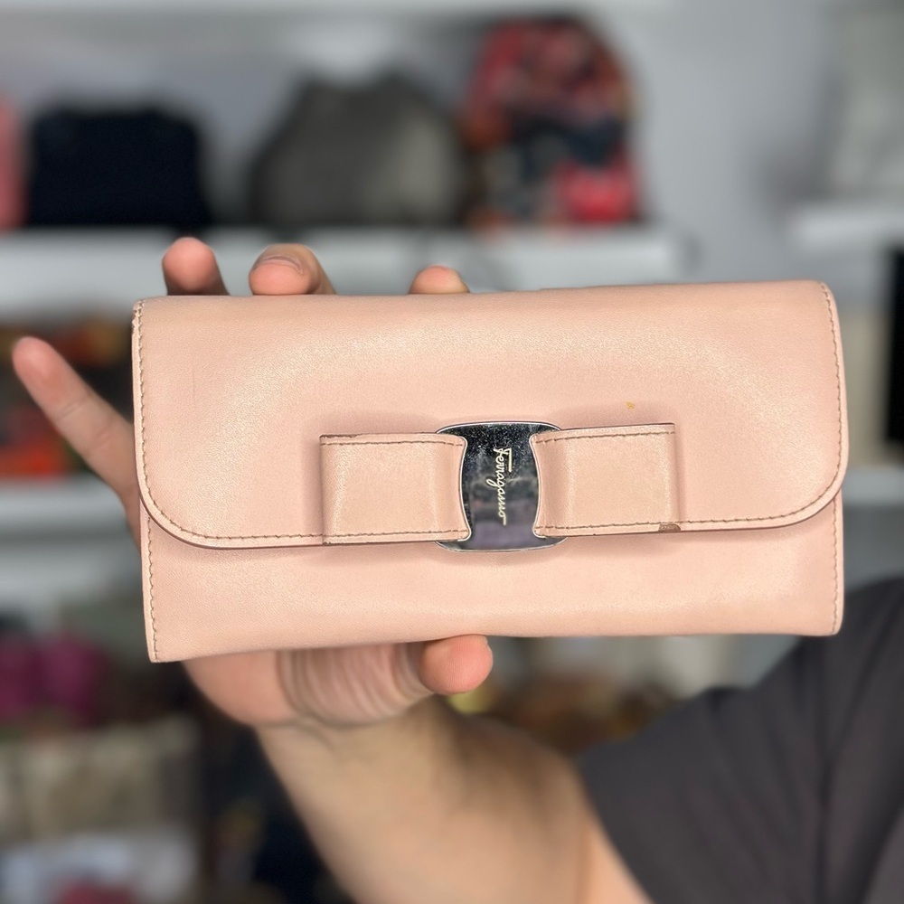 FERRAGAMO PINK FLAP WALLET